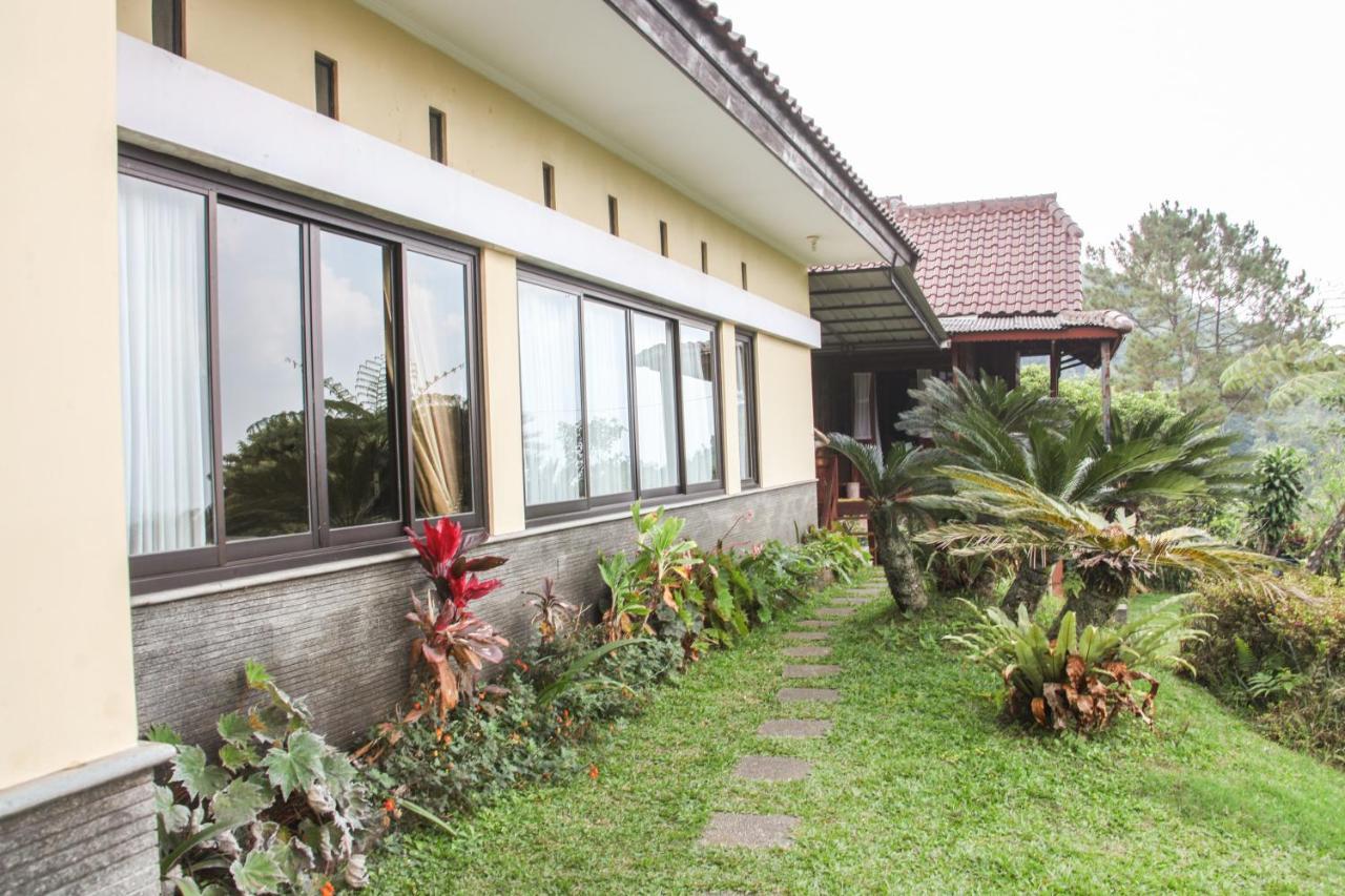 Aldeoz Villa Ciater Sarireja 外观 照片
